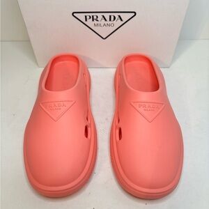 NIB PRADA Mellow Triangle Logo Pink Soft Rubber Mules Clogs Flats Sz 40 $625